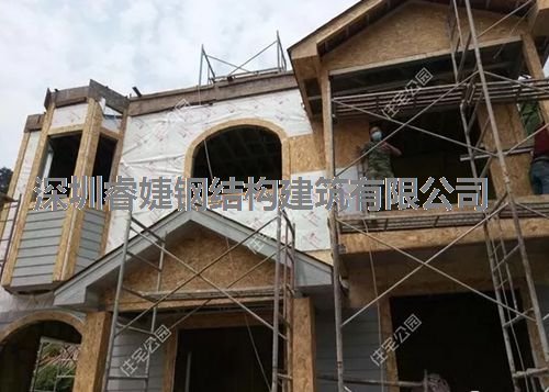 客戶(hù)花30萬(wàn)建成的輕鋼別墅，優(yōu)美的外觀(guān)，坐擁山川美景(圖6)